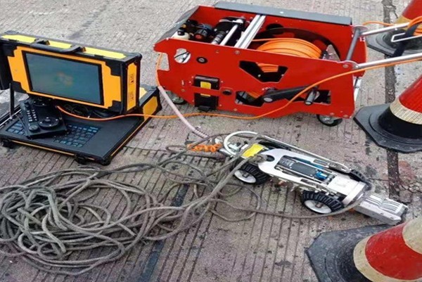 剑阁CCTV管道检测机器人